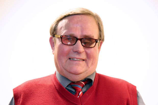 Ex-SPD-Vorsitzender und neuer SPD-Ehrenvorsitzender Helmut Bäcker FOTO: ANDREAS DUNKER