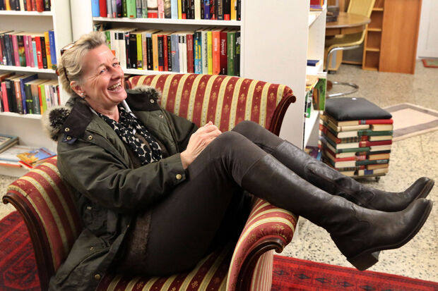 Genießt nach getaner Arbeit die gemütliche Atmosphäre des "KaDeWi": Burgis Korte, die Fachbereichsleiterin "Soziale Dienste" beim Caritas-Verband für den Kreis Soest ARCHIVFOTO: ANDREAS DUNKER