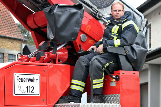 Markus Seidel – der Feuerwehrmann, der die Drehleiter von unten bediente und deshalb nicht mit auf das Gruppenbild kam …