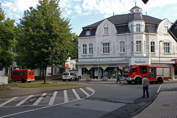 Die Feuerwehr fährt in Richtung Volksbank Wickede FOTO: PRIVAT