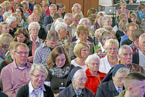 Publikum: mehr als 500 Gäste waren am heutigen Freitagabend beim Musical "Johannes der Täufer".