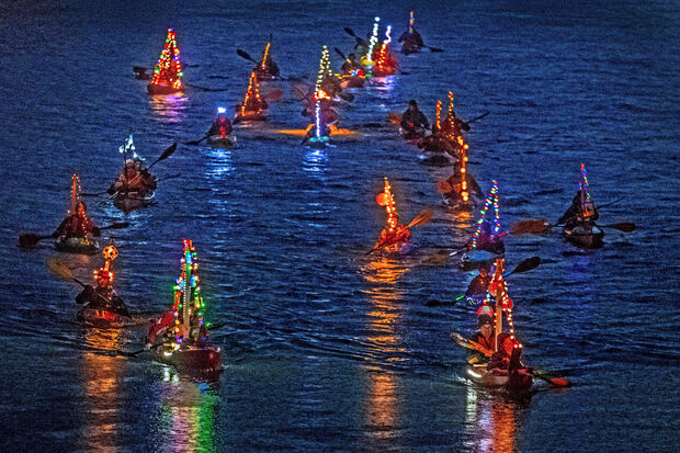 Lampion-Fahrt des Kanu-Clubs Wickede (Ruhr) im letzen Jahr FOTO: ANDREAS DUNKER