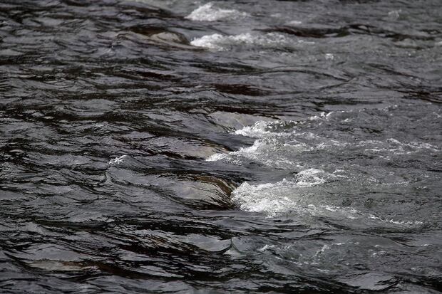 Stromschnelle im Fluss FOTO: ANDREAS DUNKER