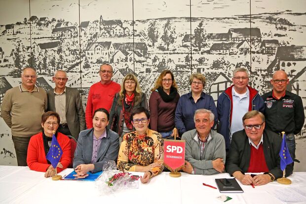 Die Europa-Abgeordnete Birgit Sippel aus Arnsberg sprach mit interessierten Sozialdemokraten im Wickeder Bürgerhaus. FOTO: ANDREAS DUNKER