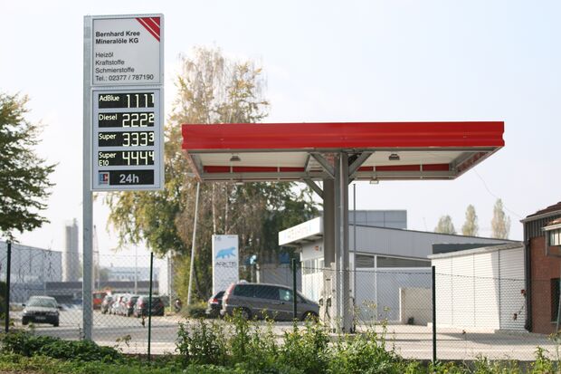 Neue Tankstelle in der Westerhaar FOTO: ANDREAS DUNKER