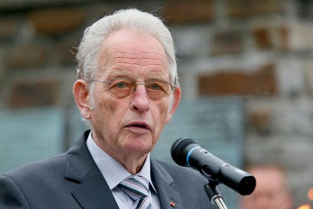 Referent Karl-Heinz Wilmes aus Möhnesee-Günne – hier bei einer Gedenkfeier in Erinnerung an die Möhnekatastrophe am 17. Mai 1943 ARCHIVFOTO: ANDREAS DUNKER