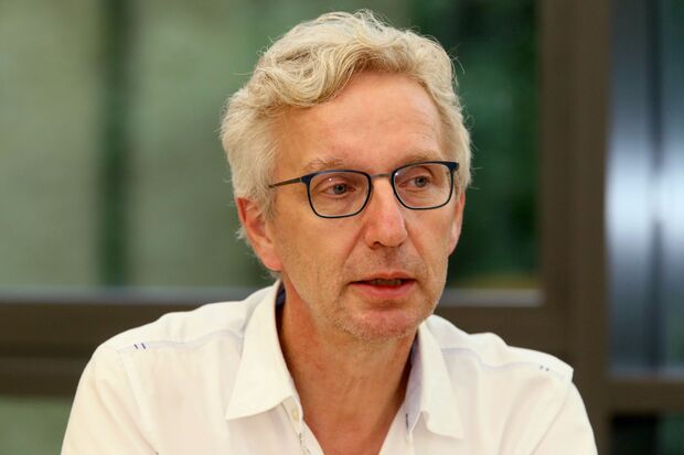 Rektor Peter Zarnitz von der Sekundarschule Wickede (Ruhr) ARCHIVFOTO: ANDREAS DUNKER