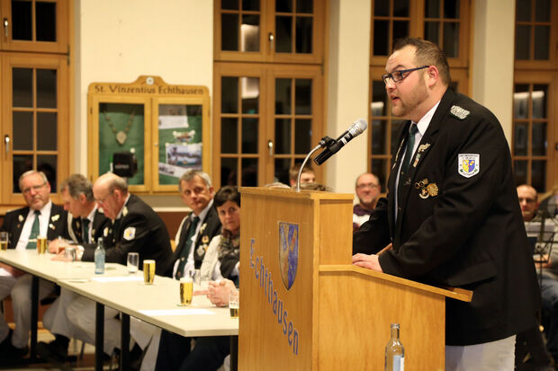 Jungschützen-Sprecher Tobias Belz am Rednerpult FOTO: ANDREAS DUNKER