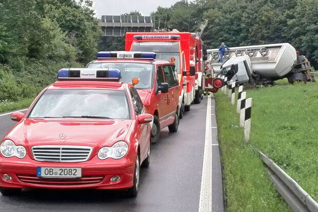 Einsatzfahrzeuge auf der Autobahn FOTO: STADT OBERHAUSEN