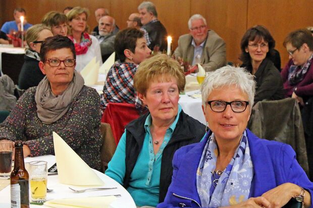 Ehemaligentreffen der Mitarbeiter des aufgelösten Marien-Krankenhauses im Wickeder Bürgerhaus FOTO: ANDREAS DUNKER