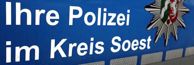 Streifenwagen FOTO: ANDREAS DUNKER