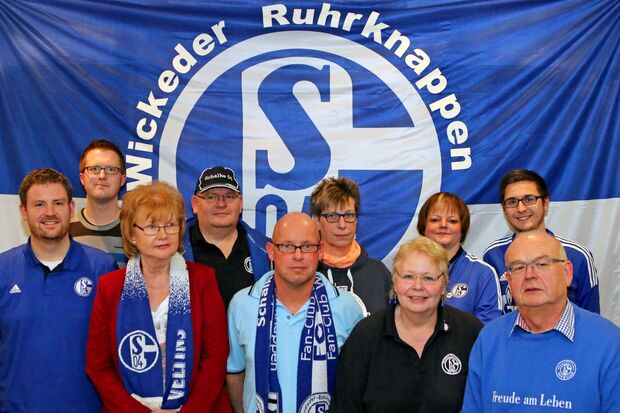 Vorstand des Wickeder Schalke-Fan-Clubs FOTO: ANDREAS DUNKER