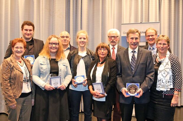 Sieben Sportler wurden von der Gemeinde ausgezeichnet FOTO: ANDREAS DUNKER