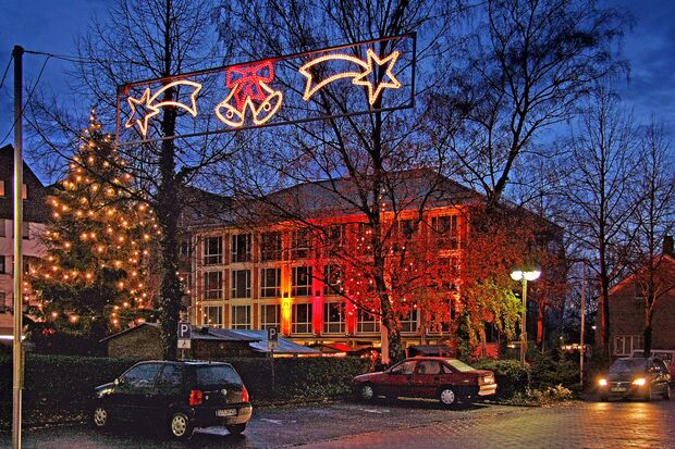Weihnachtsbeleuchtung in der Wickeder Ortsmitte ARCHIVFOTO: ANDREAS DUNKER